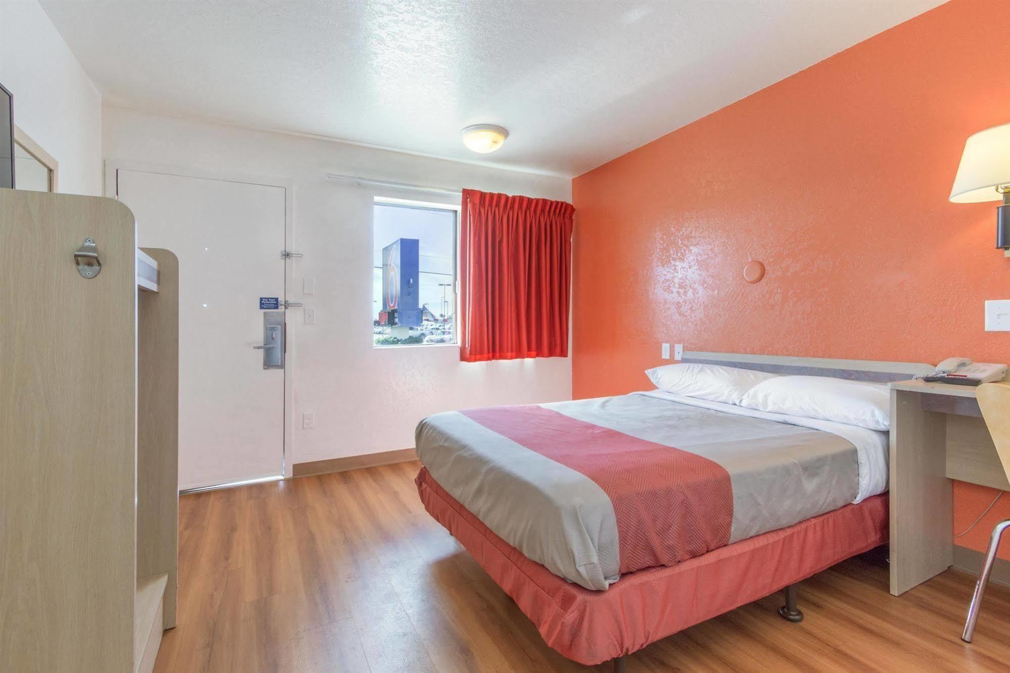 Motel 6-Phoenix, Az - North Bell Road Kültér fotó