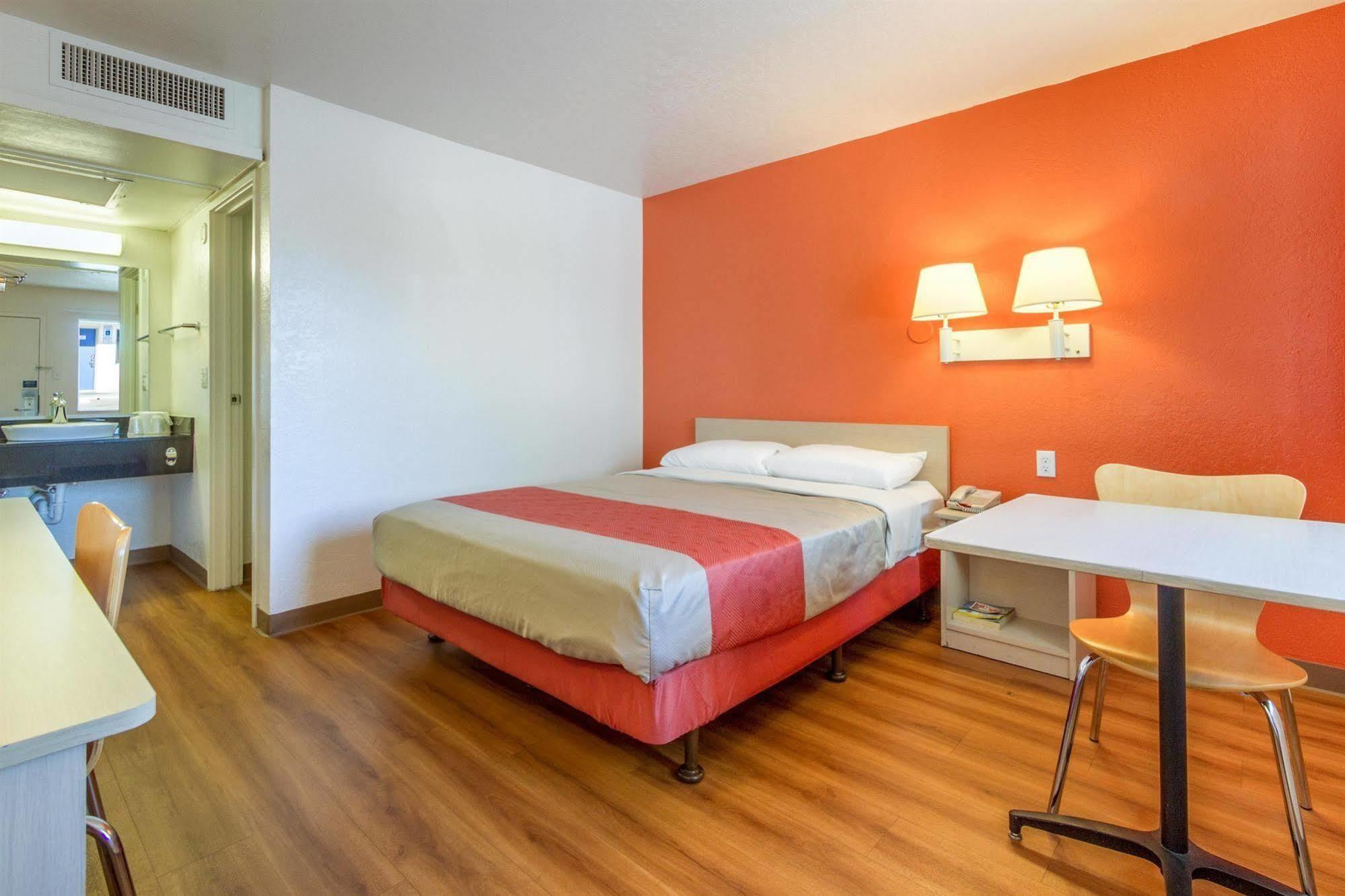 Motel 6-Phoenix, Az - North Bell Road Kültér fotó