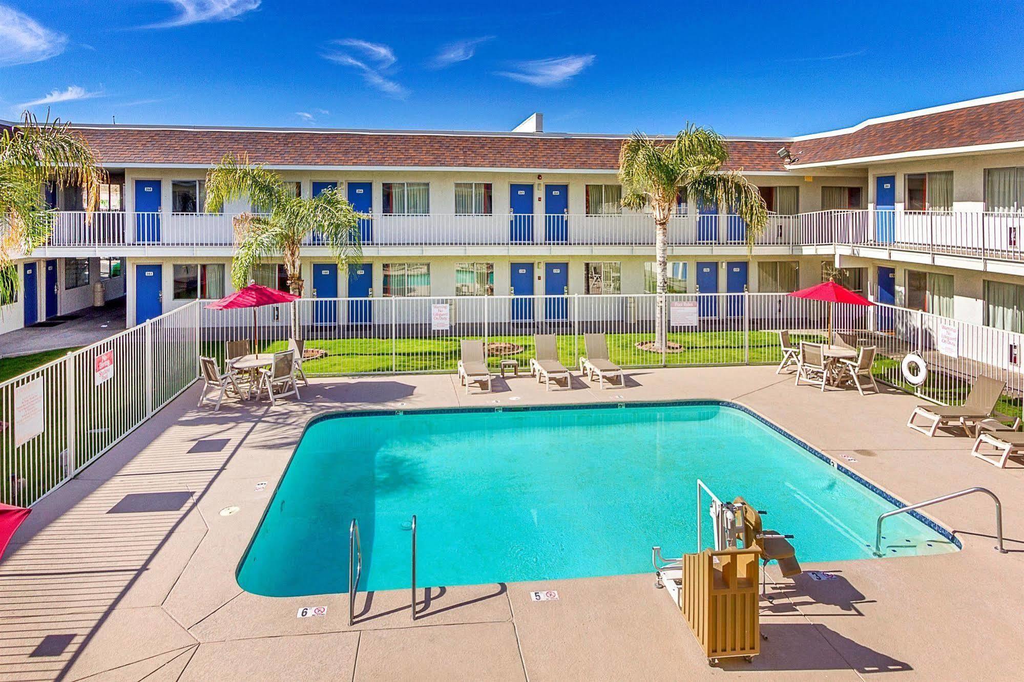 Motel 6-Phoenix, Az - North Bell Road Kültér fotó